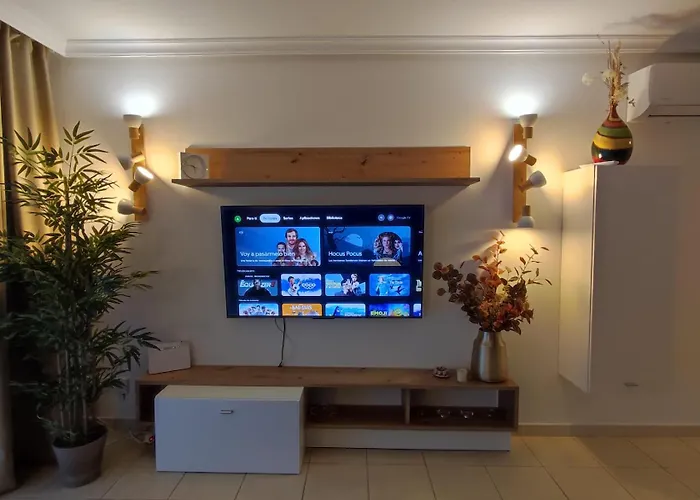 Atlantic Breeze Apartment