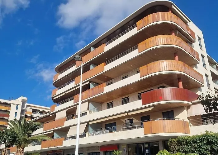 Atlantic Breeze * Puerto de Santiago