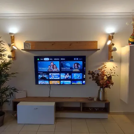 Atlantic Breeze Apartment